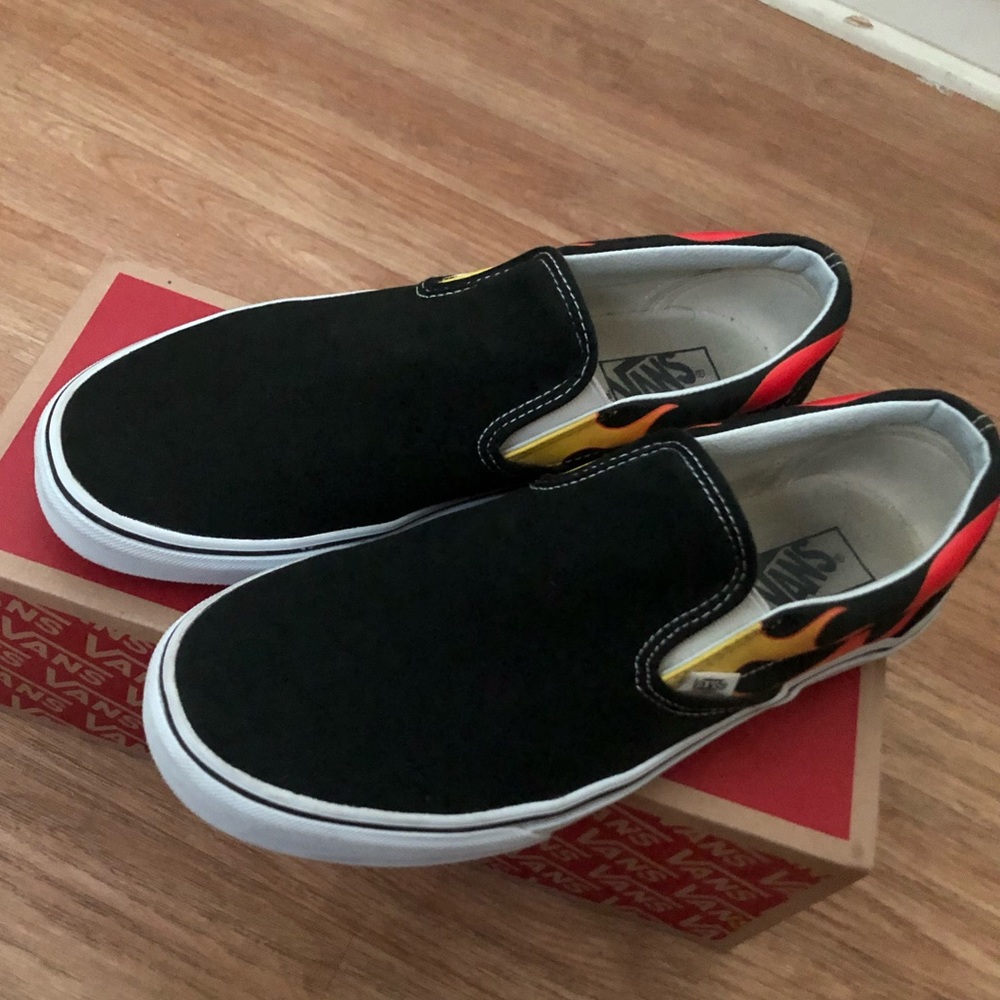 Slip on flame vans 10.5